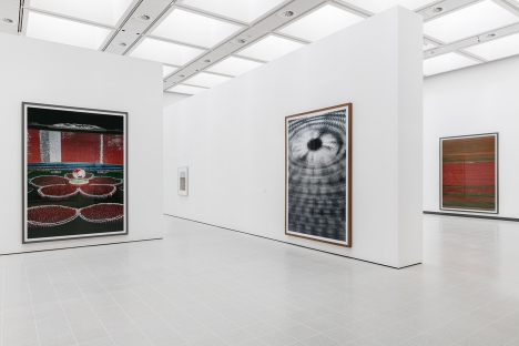 ‘Andreas Gursky’ installation view, Hayward Gallery, London