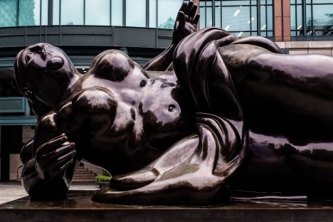 Fernando Botero, <em>Broadgate Venus</em>, 1989